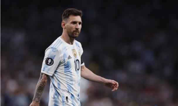 三层配置平衡风险收益 中波固收+诺安鼎利混合近一年收益6.70%